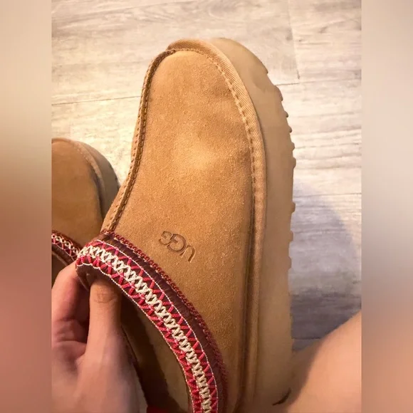 UGG Tasman in Brown and Red - Picture 3 of 9